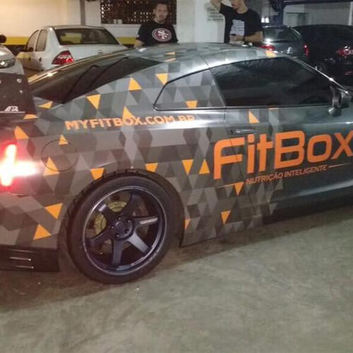 Nissan GTR envelopado completamente para a empresa My Fit Box